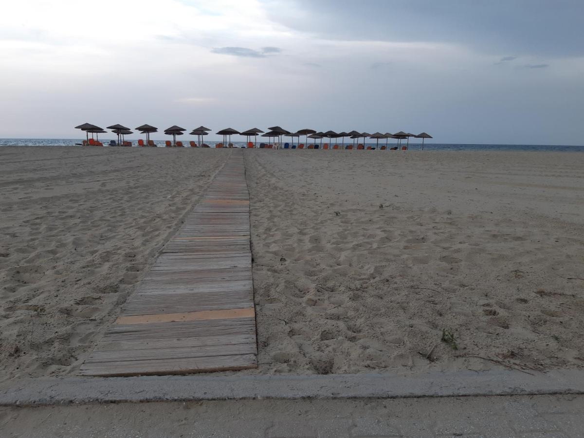 Lidra Hotel Korinos Luaran gambar