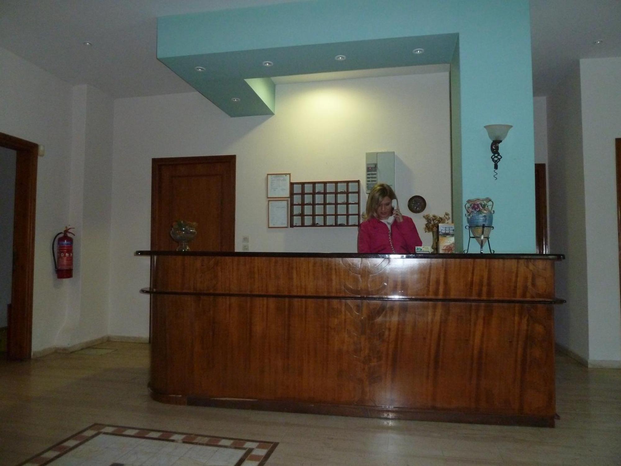 Lidra Hotel Korinos Luaran gambar